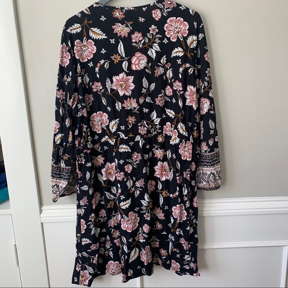 Like New Old Navy Floral A-Line Dress - Picture 2 of 9